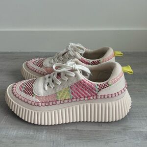 Dolce Vita Sneakers - NEVER WORN BEFORE GREAT CONDITION
